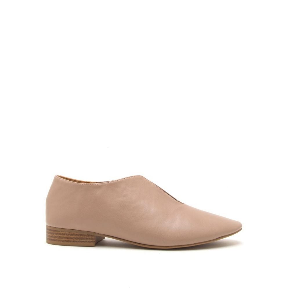 Send Best Offer!  Step In Almond Toe Flats - Picture 2 of 4